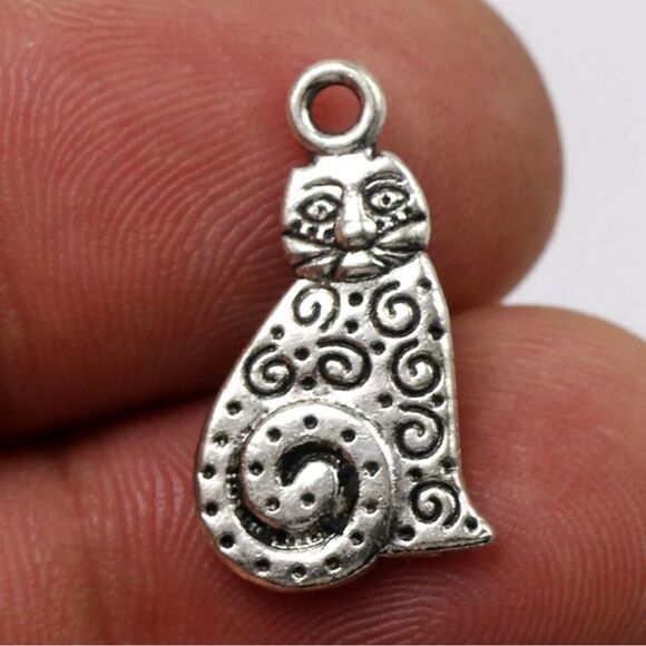 Cat Charm - Picture 4 of 6